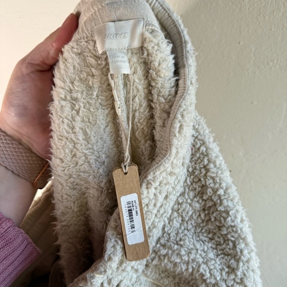 Skims Teddy Track Pants in Bone Sherpa Size XL NWT - Picture 6 of 9